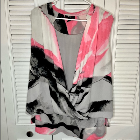 Pretty hi-lo sleeveless top size 2oW - Picture 6 of 16